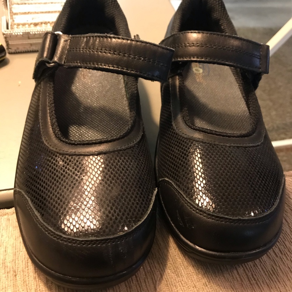 Barely worn Orthofeet MaryJanes with strap.  Black